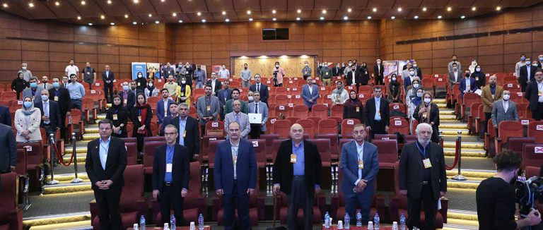 مشارکت و حضور پر رنگ پتروشیمی خوزستان در همایش اقتصاد صنایع پلاستیک در ایران