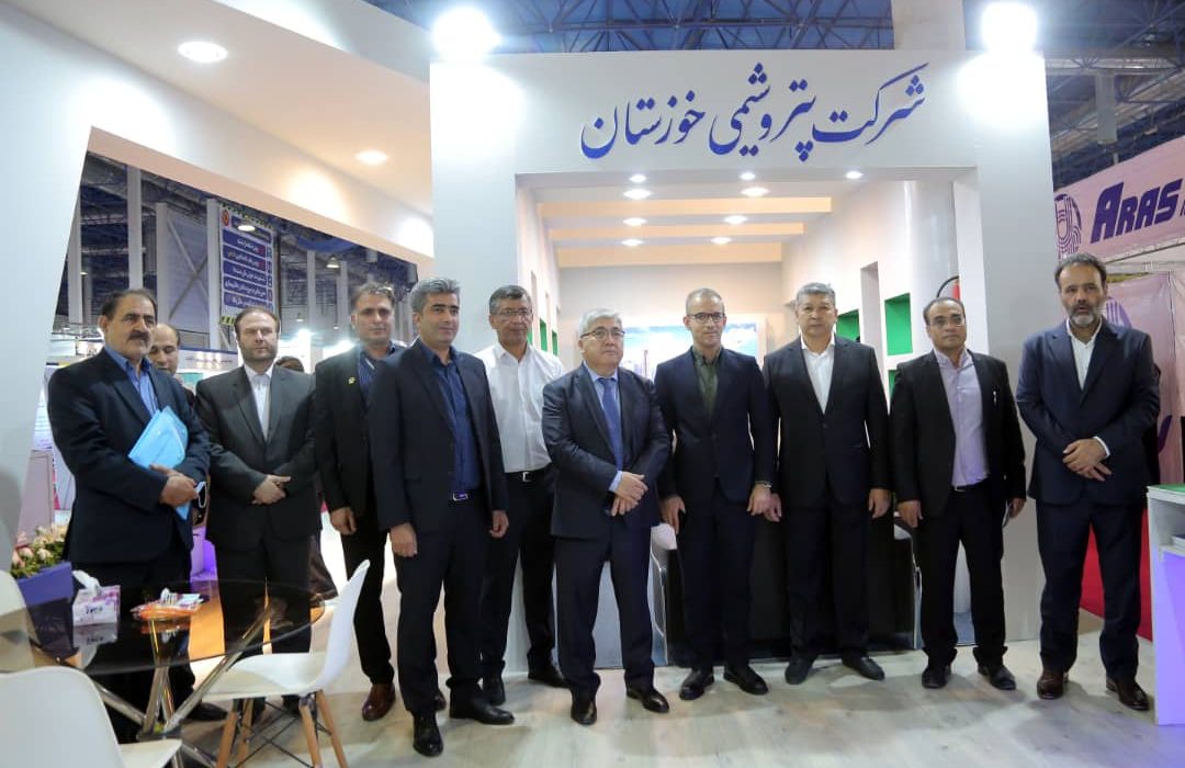 غرفه شرکت پتروشیمی خوزستان، میزبان مدیران و فعالان صنعت در چهاردهمین نمایشگاه رنگ و رزین مشهد/ آشنایی هیأت قرقیزستانی با توانمندی‌های پتروشیمی‌ خوزستان   