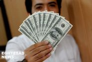 شوک نفتی به بازار دلار / پیش بینی قیمت دلار در اخرین روز مرداد 1402