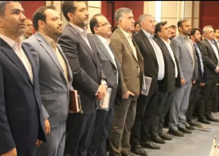 با حضور سهامداران: مجمع عمومی عادی سالیانه هلدینگ انرژی سپهر برگزار شد