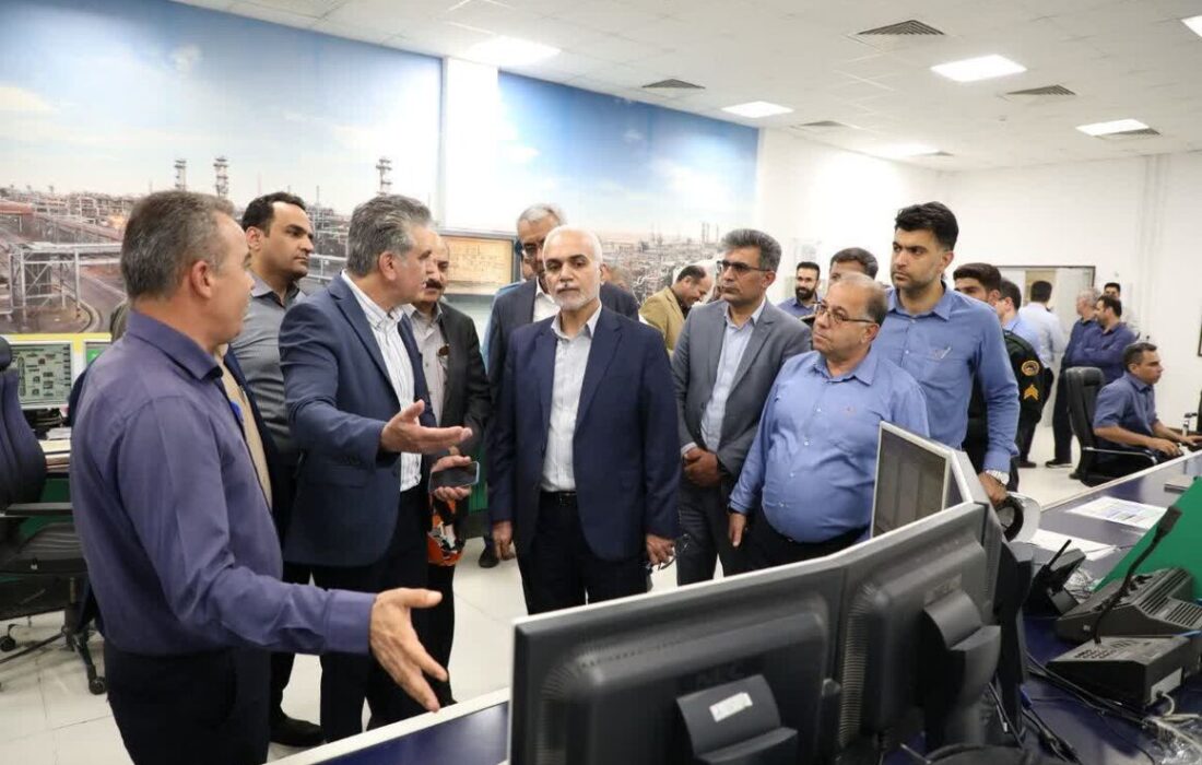 بازدید مدیرعامل شرکت نفت و گاز اروندان از منطقه نفتی دارخوین