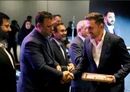 همزمان با روز کار و‌کارگر؛ جشن بزرگ خانواده پتروشیمی ارومیه برگزار شد