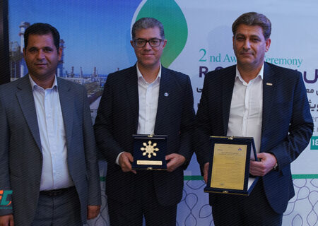 درخشش شرکت مبین انرژی خلیج فارس در دومین همایش پروژه‌های برتر تحول سبز رویش