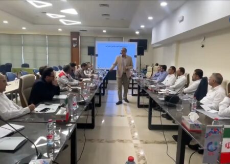 دوره توسعه شایستگی قوانین و مقررات محیط زیست شرکت پتروشیمی زاگرس برگزار شد