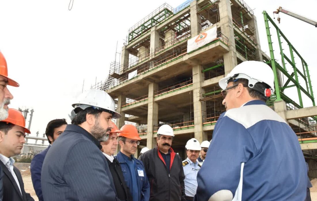 بازدید دكتر نوین رییس مجمع نمایندگان استان آذربایجان‌شرقی از پتروشیمی تبریز
