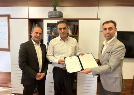 تقدیر از مدیرعامل پتروشیمی ایلام به پاس خدمت‌رسانی به زائران حسینی