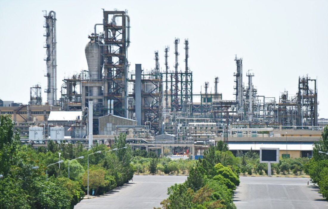 مدیریت موفق عرضه، تنوع سازی محصولات و موقعیت رقابتی مستحکم پتروشیمی تبریز در بورس کالا