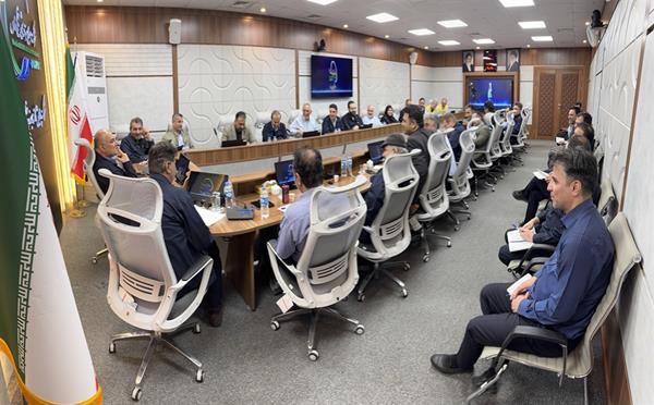 ارائه گزارش عملکرد واحدها در نخستین جلسه: اولویت‌ها برای رفع نواقص مشخص شد / صادقی در نخستین نشست مدیران: مسیر موفقیت از هم‌افزایی و اعتماد می‌گذرد