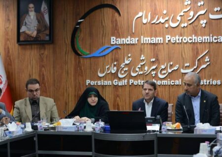 رئیس فراکسیون نظارت بر نفت، گاز و پتروشیمی: پروژه‌های جدید بندرامام روند مناسبی دارند/ مدیرعامل پتروشیمی بندرامام: در مسیر هوشمندسازی و توسعه انرژی‌های پاک حرکت می‌کنیم