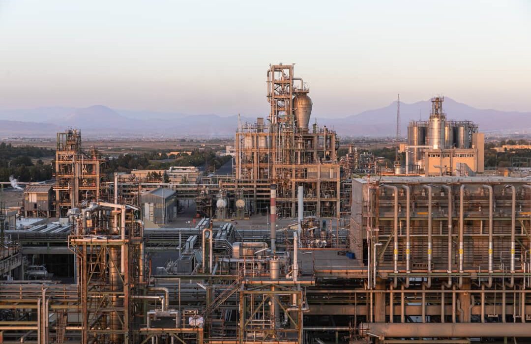 رشد ۱۶ درصدی معاملات؛ پتروشیمی تبریز یکی از پربازدهترین ماههای سال را ثبت کرد