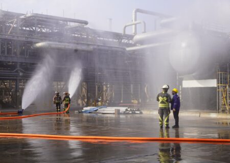 مانور ترکیبی دور میزی و میدانی در پتروشیمی بندرامام برگزار شد
