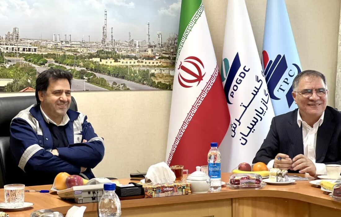 دیدار رییس هیئت مدیره بانك رفاه كارگران با مدیرعامل شركت پتروشیمی تبریز