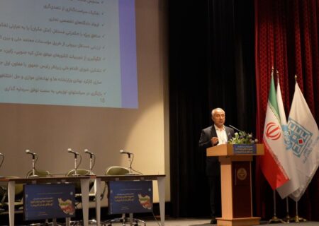 مدیرعامل پتروشیمی بندر امام در همایش مدیریت دولتی ایران امروز در دانشگاه تهران: نارسایی‌های نهادی از مهم‌ترین موانع توسعه صنعتی کشور است/ تولید در بندر امام به زودی آغاز می‌شود