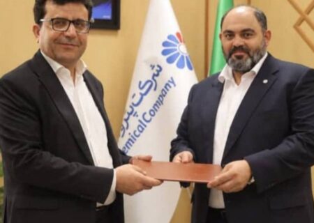 تقدیر مدیرکل تعاون، کار و رفاه اجتماعی بوشهر از مدیرعامل پتروشیمی جم