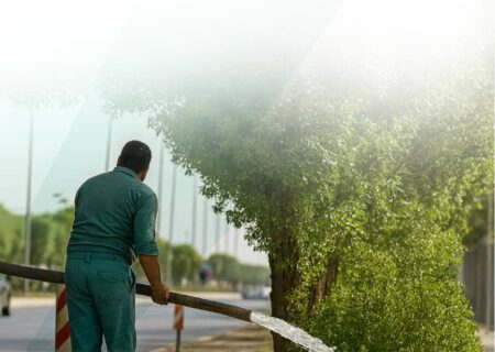 پیشگامی مبین انرژی خلیج‌فارس در روزهای سخت گرما، برای تأمین بخشی از آب موردنیاز عسلویه