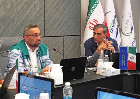 دکتر نجفی: از طرح های توسعه ای و تکمیل زنجیره ارزش متانول حمایت می کنم / مهندس فخرایی: از همکاری مشترک با مبین استقبال می کنیم