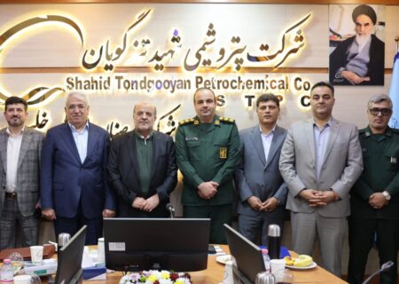 معارفه مدیران عامل شرکت‌های پتروشیمی تندگویان، پتروشیمی بوعلی و فجر انرژی برگزار شد