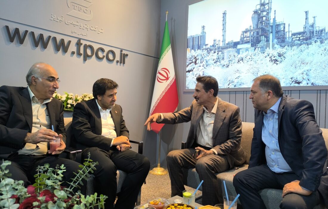 رایزنی‌های پرثمر پتروشیمی تبریز در روز نخست ایران پلاست؛ از استقبال گسترده مدیران صنعت تا معرفی توانمندی‌ها و محصولات به مشتریان