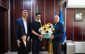 تقدیر مدیر عامل نفت و گاز مارون از رتبه ۵ كنكور سراسری