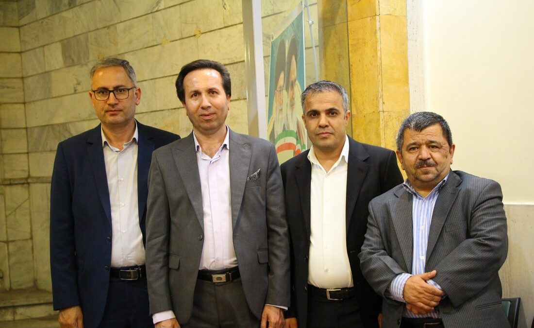چتر انجمن هم افزایی اقوام کشور بر سر کارآفرینان و تولیدکنندگان