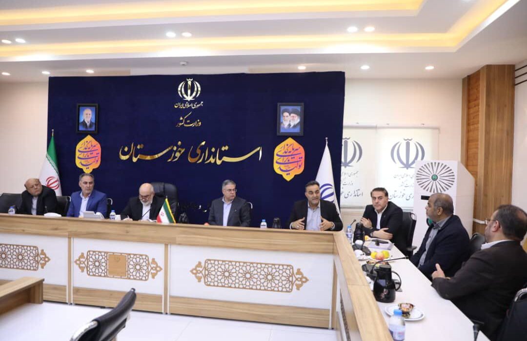 نشست هم‌اندیشی فاز دوم منطقه ویژه اقتصادی پتروشیمی به ریاست استاندار خوزستان برگزار شد