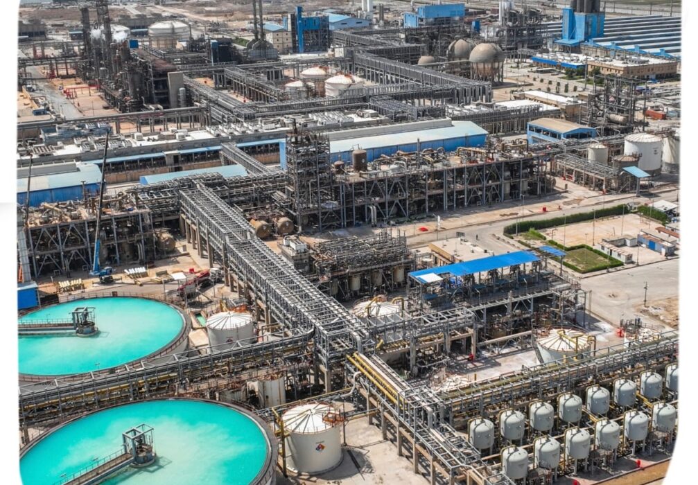 نشتی جزئی در مسیر فرایندی پتروشیمی اروند با اقدام فوری نیروهای متخصص رفع شد