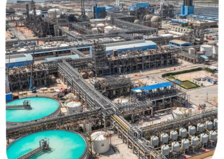 نشتی جزئی در مسیر فرایندی پتروشیمی اروند با اقدام فوری نیروهای متخصص رفع شد