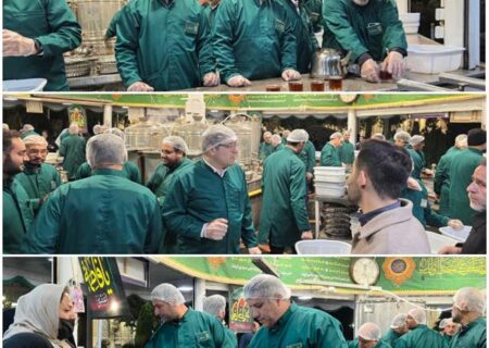 خدمت رسانی مشترک پتروشیمی فارابی و پتروشیمی بوعلی سینا به زوار امام رضا(ع) در چایخانه رضوی