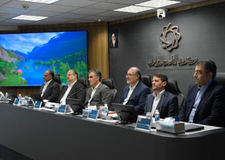 فرزین: ارزش پتروشیمی بندر امام را به ۴۰۰ میلیون دلار افزایش خواهیم داد/ عباس‌زاده: پروژه‌های پتروشیمی،۱۳ میلیارد دلار دیگر ارز لازم دارند / اخلاقی: اعتبار هلدینگ خلیج‌فارس، ضامن ایفای تعهدات این مجموعه است/ امین‌نژاد: حدود ۲ میلیارد دلار از تعهدات بیدبلند خلیج‌فارس با خوش‌حسابی پرداخت شده است