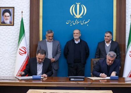تجهیز ناوگان حفاری پترو ایران به دکل خشکی؛ امضای توافقنامه راهبردی برای تامین دکلهای ۲۰۰۰ اسب بخار در حضور رییس جمهور