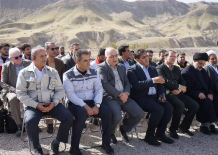 آیین کاشت نهال در بخش بولی چوار با مشارکت پتروشیمی ایلام برگزار شد