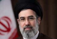 آیت‌الله سیدمجتبی خامنه‌ای، رهبر انقلاب اسلامی شدند
