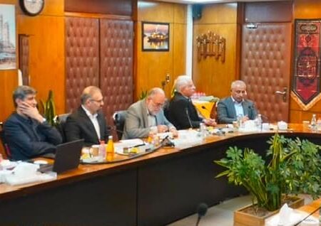 برگزاری نشست بررسی مسیرهای تامین برق مجتمع‌های منطقه ویژه پتروشیمی ماهشهر به میزبانی هلدینگ خلیج فارس