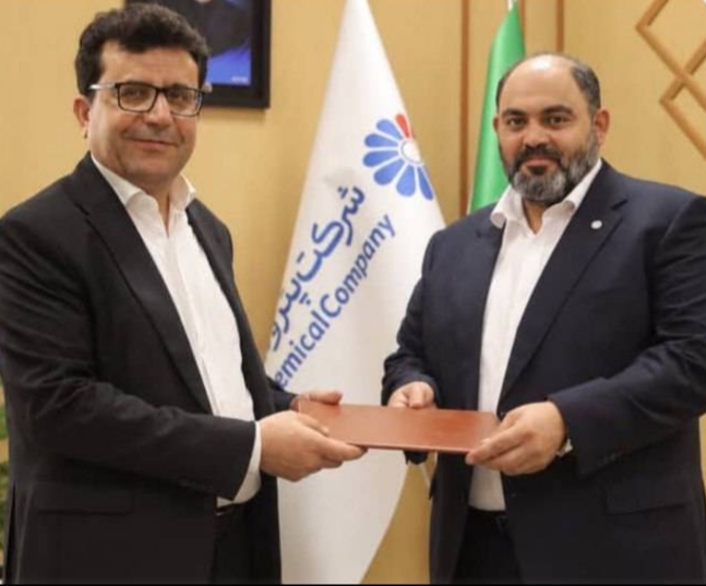 تقدیر مدیرکل تعاون، کار و رفاه اجتماعی بوشهر از مدیرعامل پتروشیمی جم