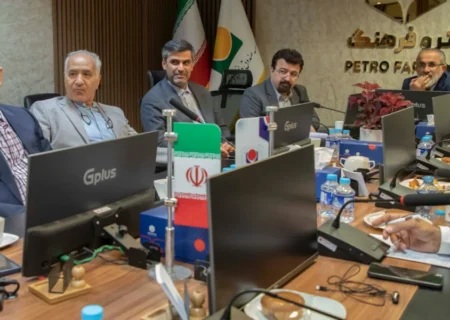 با حضور مدیرعامل هلدینگ؛ چهارمین جلسه کمیته بحران پتروفرهنگ و شرکت‌های تابعه برگزار شد