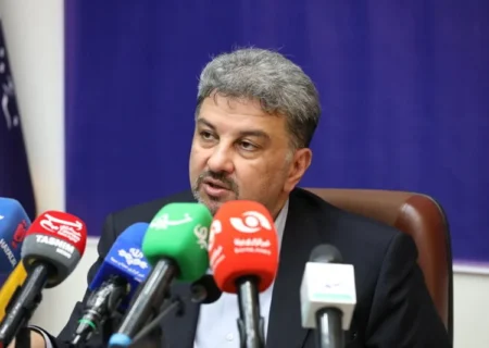 هشدار توانیر به پتروشیمی ها درباره محدودیت سوخت در نیمه دوم سال؛ برق مورد نیازتان را وارد کنید